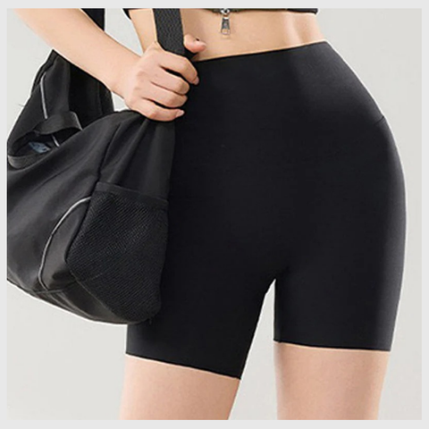 LuxeShape™ – Soft Compression with Shaping Effect