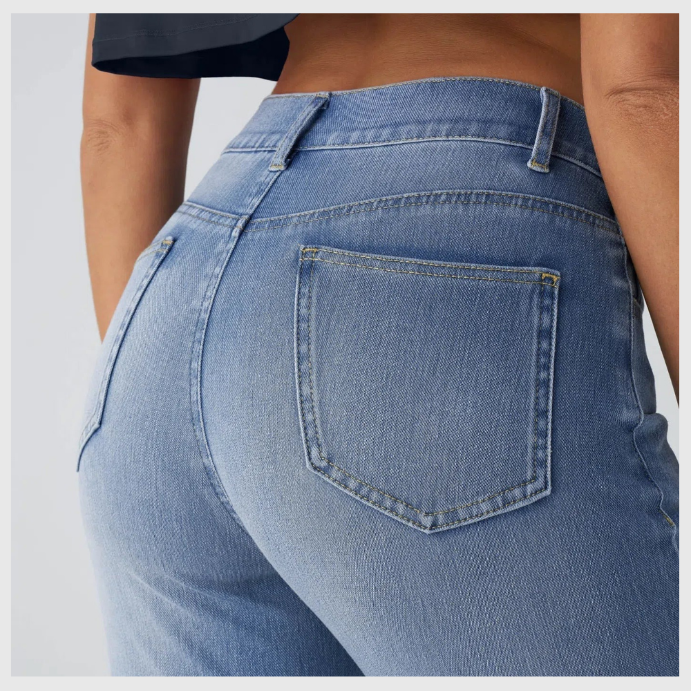 High-waisted, elastic, and comfortable pants.